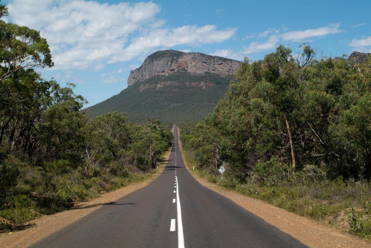Halls Gap Lakeside Tourist Park Eksteriør billede